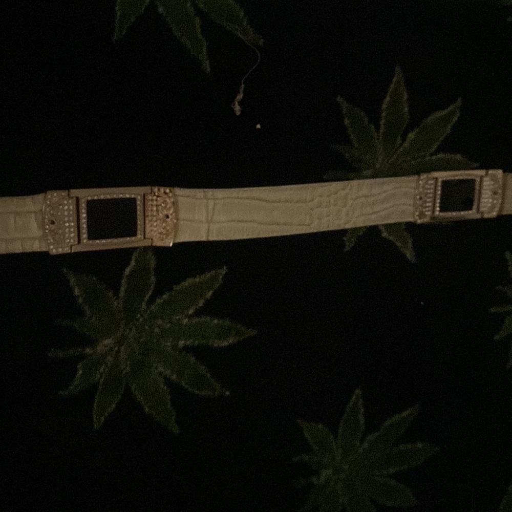 In a good condition - Picture 2 of 3